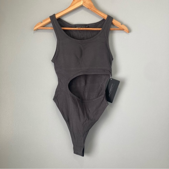 Alphalete Monach Cut Out Bodysuit Dark Grey One Piece Gym Workout Wear BNWT - Picture 2 of 16